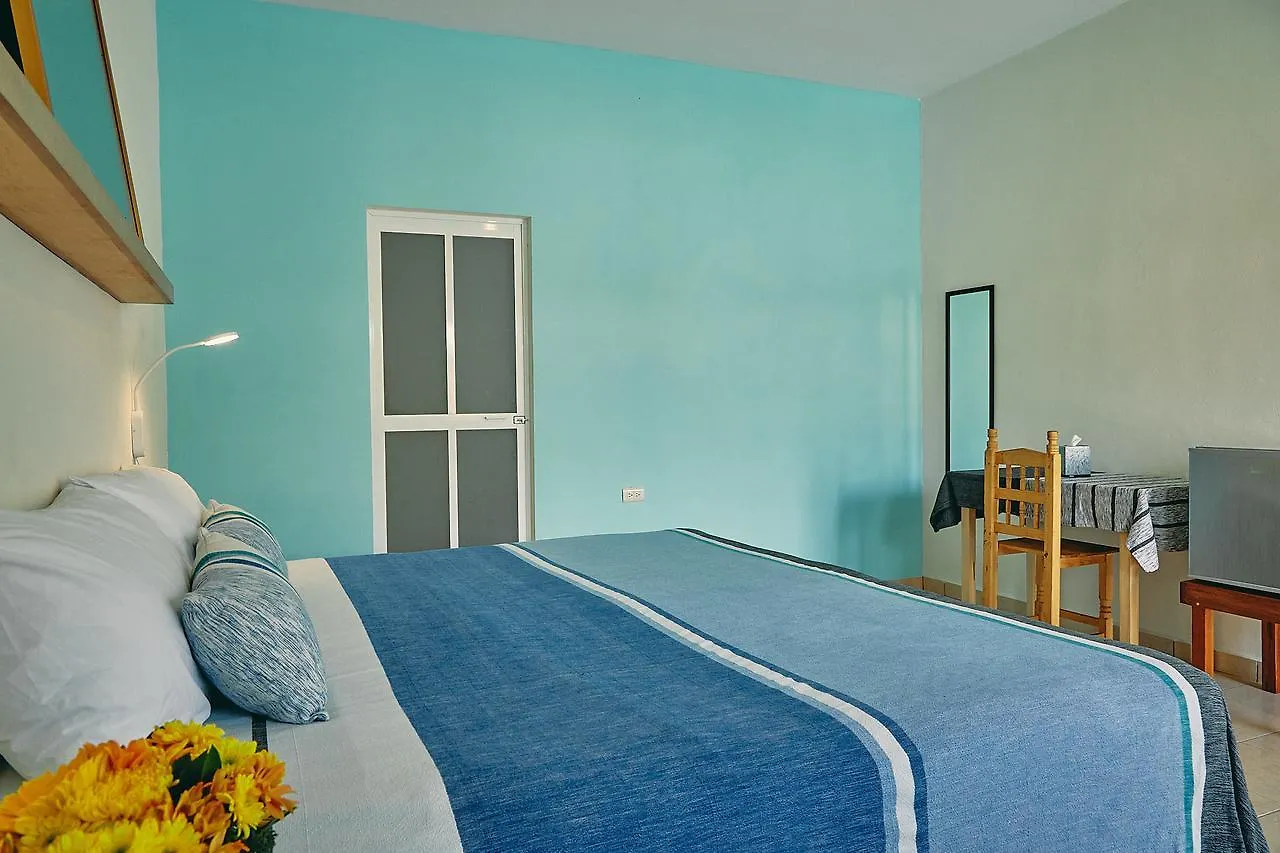 Lychee Tulum Hotel 2*,